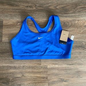 Nike Swoosh Women's Sports Bra